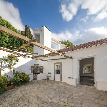 Quinta Do Griffo With Oceanview, Spa, Heated Pool Chalet Colares